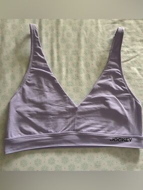 Jockey Lavender Wireless V-Neck Bralette